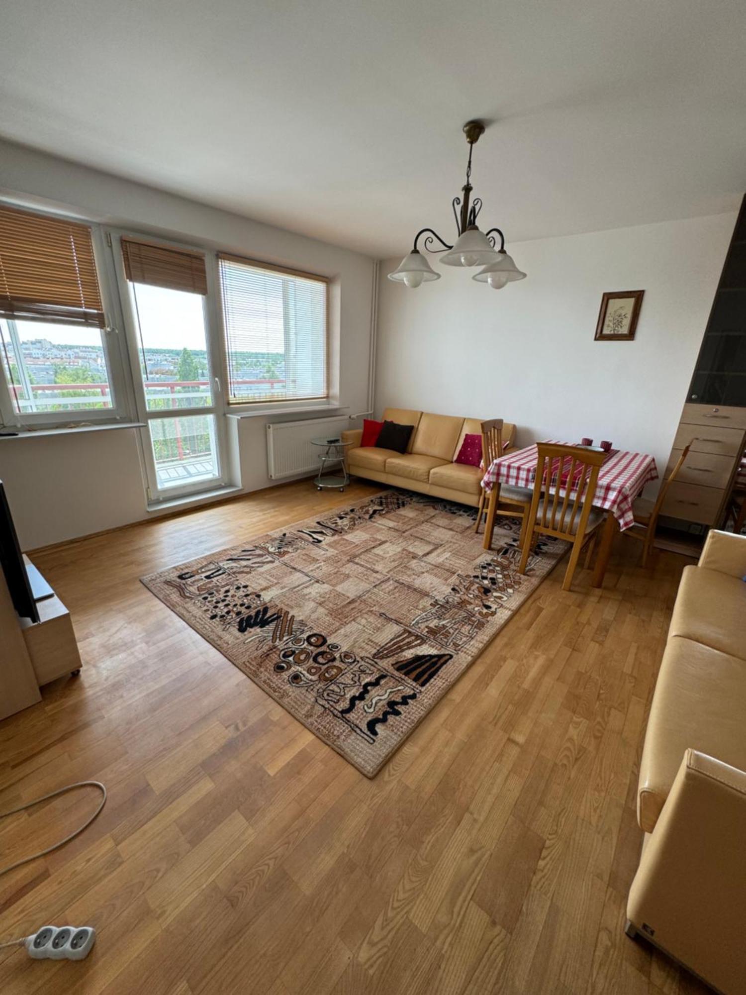 Wygodny Apartament Dla Rodziny 3-5 Osobowej Apartment Варшава Екстериор снимка